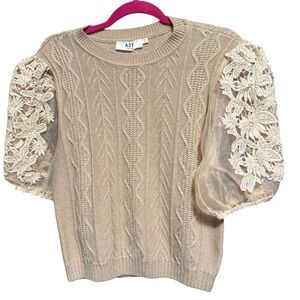 Astr the Label Size Small NWOT